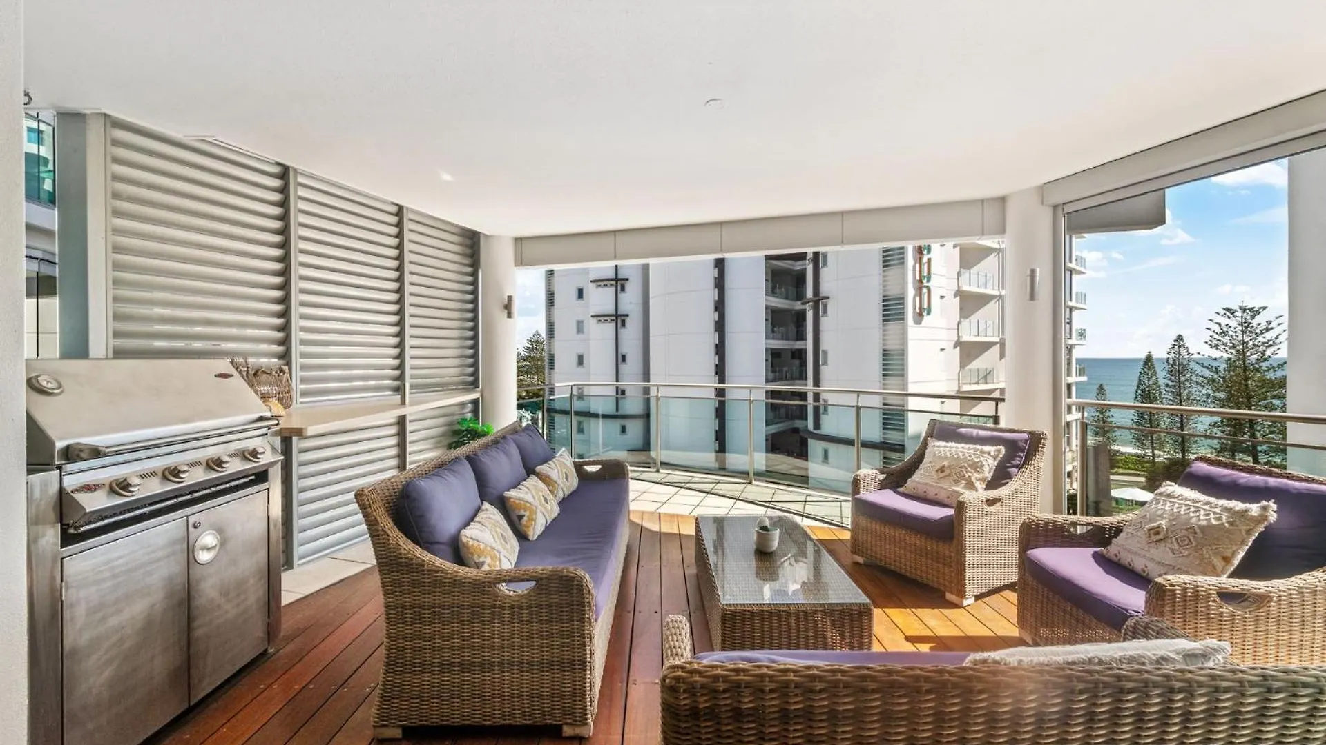 3 Bedroom Luxurious And Spacious Apartment One Street Away From Beach Mooloolaba Australia